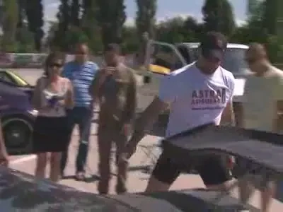 Drifturi cu o super masina si cu Oncescu agatat pe capota!&nbsp;SUPER&nbsp;VIDEO &nbsp;