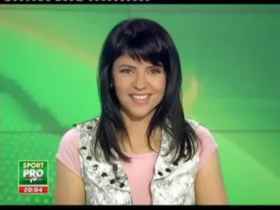 VIDEO:&nbsp;Jabulani din sosete!&nbsp;Cum a inceput Cristi Munteanu fotbalul si ce spune despre noua minge