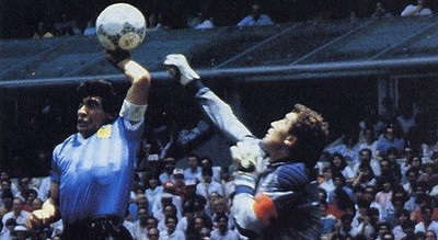 Golul a fost marcat putin cu capul de Maradona si putin cu mana lui Dumnezeu! &nbsp;Cele mai tari Fraze de la Mondial!