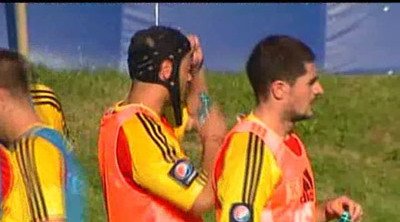 VIDEO / Chivu s-a antrenat cu nationala pentru prima oara dupa operatia la cap! Vezi cum a fost primit de colegi:
