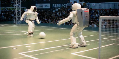 Azi si maine&nbsp;il vezi live pe&nbsp;ASIMO in actiune. Afla unde!