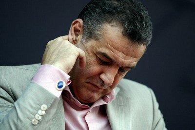 Bani pentru transferuri? Gigi risca sa aiba conturile blocate la Steaua!