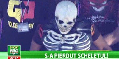 Zimmerman face misto de Morosanu!&nbsp;Vezi ce surpriza i-a pregatit pentru gala de la Bucuresti! VIDEO