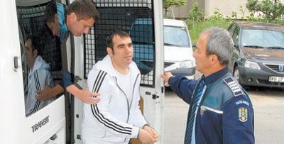 Penescu si Facaleata, arestati preventiv 29 de zile pentru dare de mita!