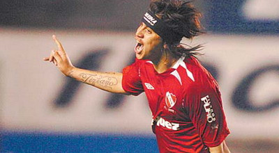 VIDEO / DIRECT din corner! Vezi cel mai tare gol din Argentina: