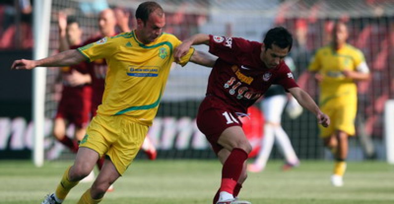 Derby low-Costly! CFR-ului i-a fost refuzat un penalty! Vezi imagini!_1