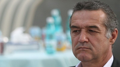 Becali: Cel mai mult mi-a placut arbitrajul! N-a fost rosu la Petre!
