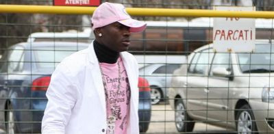 Sandu vine cu solutia! Stie cum se poate linisti N Doye cu iesirile in club!