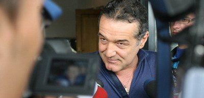 Becali inca mai spera la titlu: Daca va castiga Vaslui cu CFR, avem sanse!