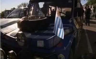 VIDEO Impresionant! Au calatorit 3 ani intr-un Citroen ca sa ajunga la Cupa Mondiala!