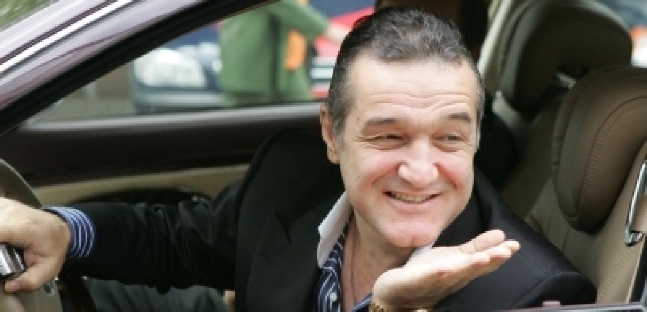 Cum a ajuns Becali cunoscut in Europa dupa suspendarea de un an:
