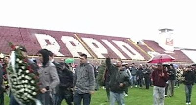 EMOTIONANT! Vezi cum si-au luat ADIO rapidistii de la Sandu Neagu!