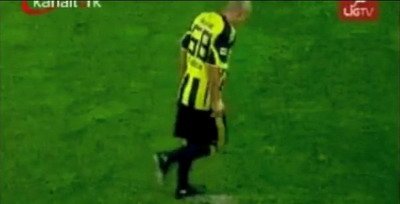 VIDEO / Bilica ii da lectii lui Torres! Asa se sapa punctul de la 11 m :)))