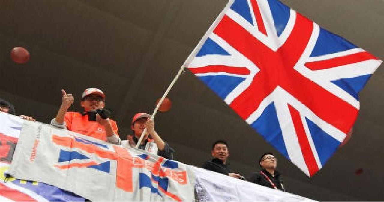VIDEO / McLaren castiga totul in China. Vezi filmul cursei!_1