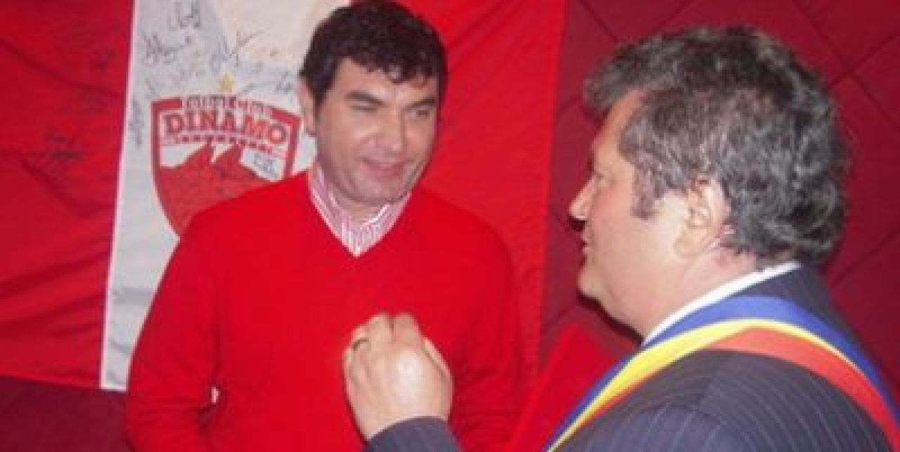 VIDEO Borcea, cetatean de onoare in Valea Boului!_1