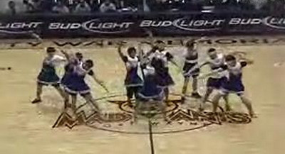 VIDEO / Cea mai TARE trupa de majorete din lume este formata din ... barbati!