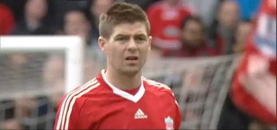 VIDEO /&nbsp;Este asta SFARSITUL&nbsp;lui Rafa? Iata cum au reactionat Torres si Gerrard la schimbarea atacantului:
