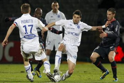 Vezi ce super gol a dat Daniel Niculae in Auxerre 1-1 PSG! VIDEO: