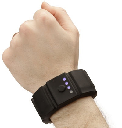 Bratara cu energie: viata mai lunga pentru gadget-urile tale