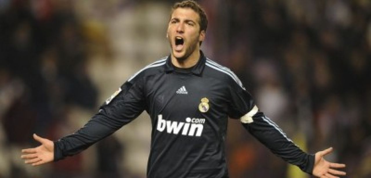 VIDEO / Valladolid 1-4 Real Madrid! Higuain reuseste un hat-trick de senzatie_1