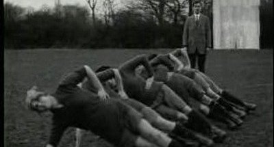 VIDEO FANTASTIC! Vezi cum jucau femeile fotbal in 1921!