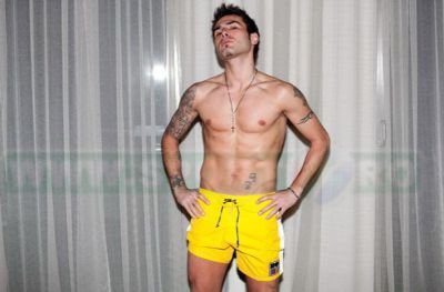 Cea mai HOT sedinta foto facuta de Adrian Mutu! Super galerie foto!