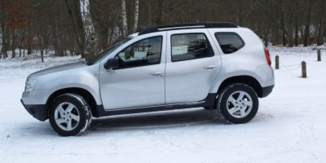 VIDEO: Francezii au facut primul test-drive cu Duster SUV pe zapada!_1