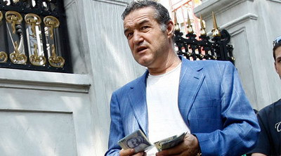 Gigi vrea 10.000 de fani la stadion: Steaua are cel mai TARE lot&nbsp;de cand sunt eu la echipa!