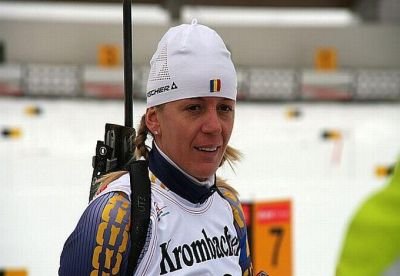 Eva Tofalvi, locul 19 in proba de urmarire 10 kilometri a concursului de biatlon de la JO