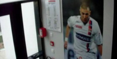 VIDEO / Acesta este locul MAGIC unde se fabrica Benzema ! Vezi cum a fost primit la Lyon cu Realul: