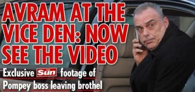 Prins la bordel, Avram Grant e aparat de sotie: A mers la bordel din cauza echipei!