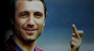 Stoichkov si-a lansat un cantec care rupe norii la bulgari dupa ce africanii au ras de el!