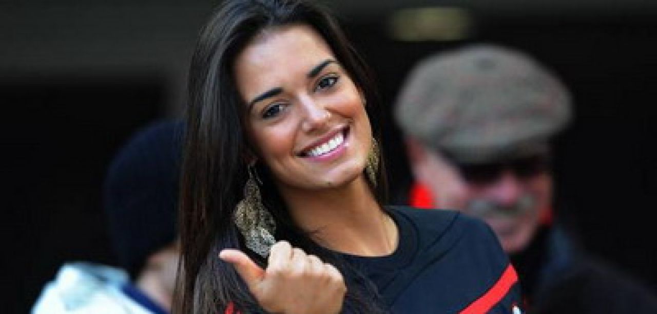 VIDEO / O fata misterioasa l-a incurajat pe Ronaldinho! Vezi ce a reusit brazilianul cu Livorno:_1