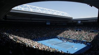 Dupa 18 luni fara tenis, Henin ajunge in finala la Australian Open: Henin vs. Serena W.