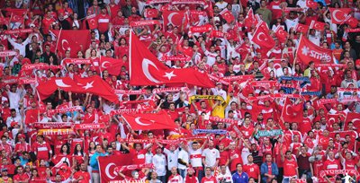 Lectie pentru Romania: turcii iau 1 miliard &euro; pe Superliga
