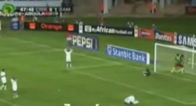 VIDEO Un gol care l-a lasat MASCA si pe Eto o! Inca un portar s-a facut de ras la CAN!