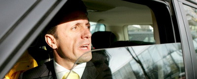 Gica Popescu nu mai candideaza la sefia FRF.&nbsp;Nu are sustinere