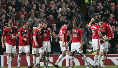 Manchester United, datorie de 788 de milioane de euro!