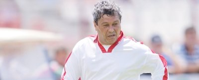 Razvan, selectioner si antrenor la Unirea? Vezi cum o batea Il luce pe Steaua 86 din aceeasi postura!