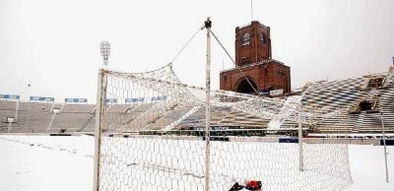 Bologna - Atalanta amanat! FOTO: Cum arata stadioanele din cauza ninsorii:
