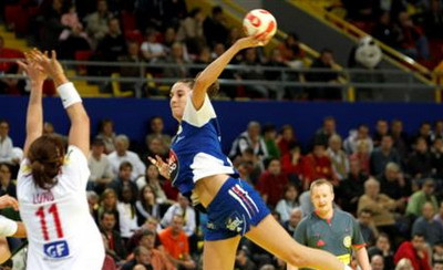 Rusia - Franta in finala CM de handbal din China!