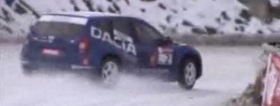 VIDEO! Senzatie cu Alain Prost si Dacia Duster la raliu! Vezi ce stie Dusterul sa faca!
