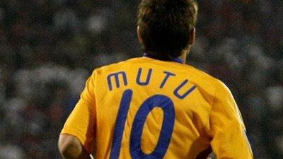 Razvan s-a pus rau cu sponsorul nationalei: Toti avem de pierdut daca Mutu nu este convocat!