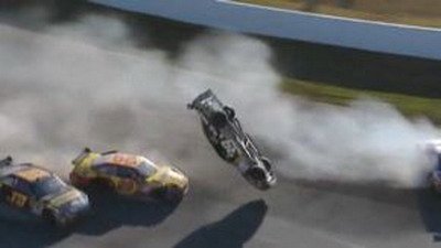 ACCIDENT BRUTAL la 300km/h in NASCAR! Vezi ce a patit pilotul!