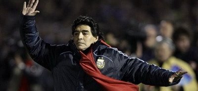Vezi ce risca Maradona pentru ca le-a spus jurnalistilor "Sa mi-o suga!"
