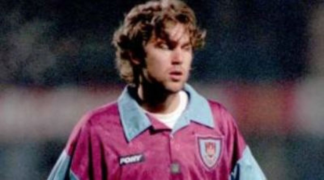 Raducioiu si Moldovan, in topul celor mai SLABI atacanti din istoria Premier League_1