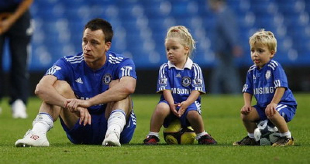 FOTO: John Terry a facut senzatie cu pustii sai pe Stamford Bridge!_1