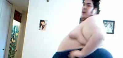 VIDEO&nbsp;incendiar! Luptator de sumo, danseaza mai tare ca Borcea pe muzica lui&nbsp;Fergie