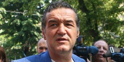 Dam doua goluri pana la pauza! Vezi ce atac a anuntat Becali pentru meciul cu Seriff!