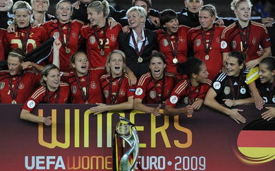 Le-ar da oricand lectii lui Marica si Bucur! Vezi ce super gol a marcat Melanie in finala Euro!&nbsp;